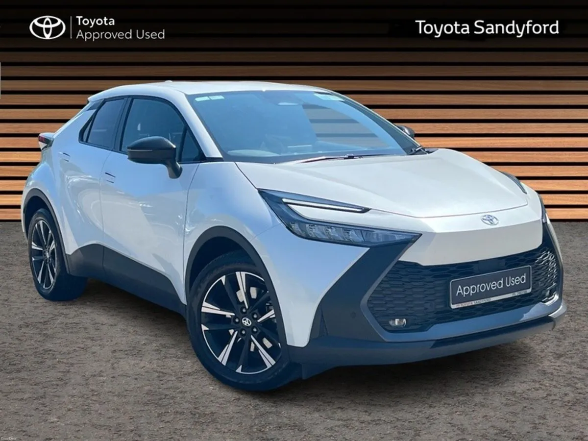 Toyota C-HR 2.0 PHEV SPORT AUTO // HEATED SEATS // - Image 1