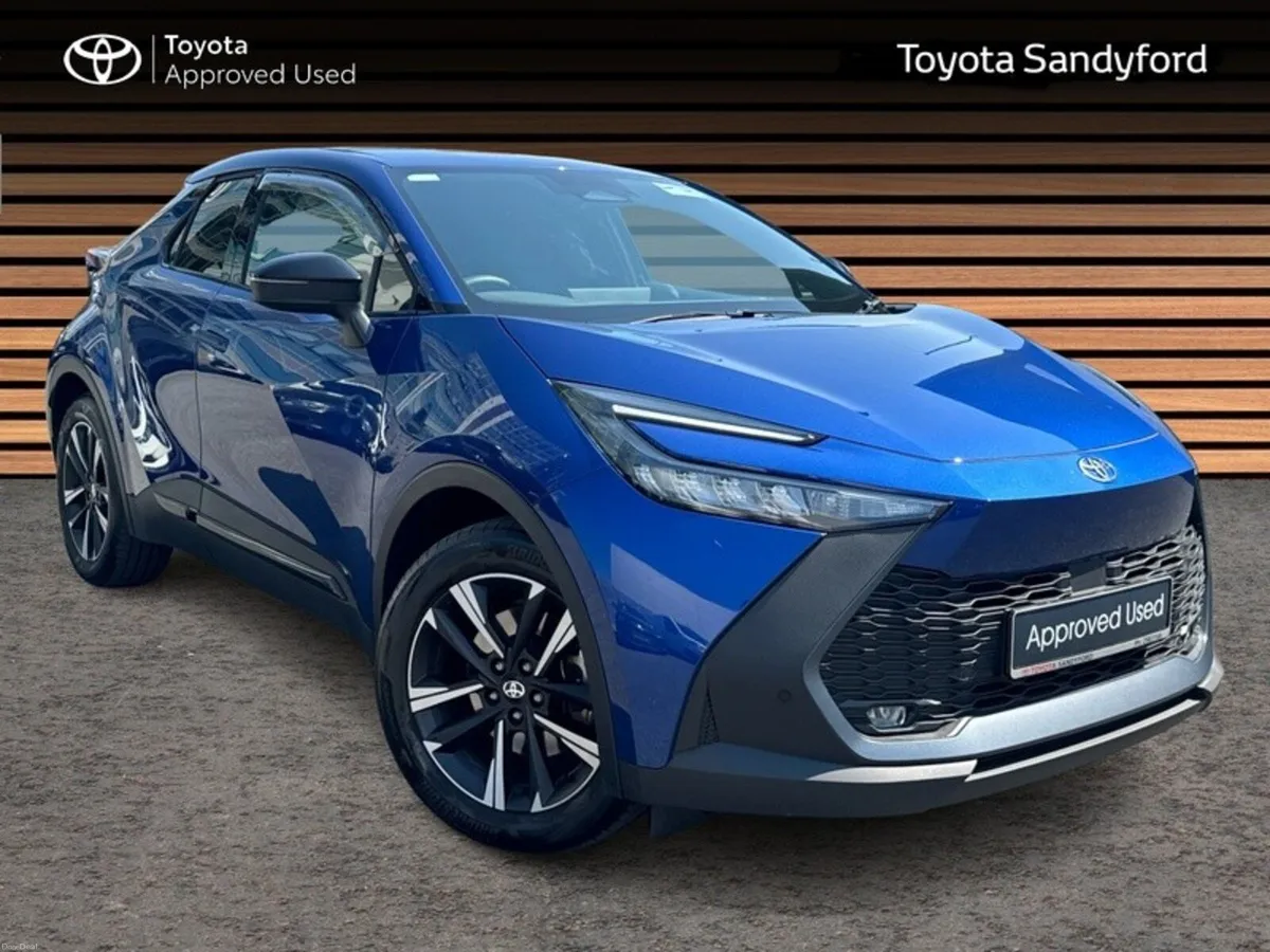Toyota C-HR 2.0 PHEV SPORT AUTO // HEATED SEATS // - Image 1