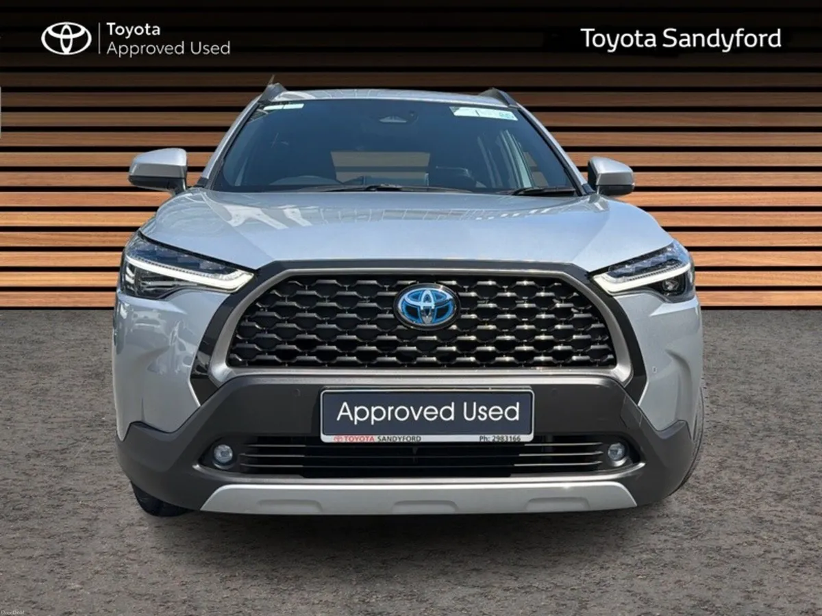 Toyota Corolla Cross 1.8 HYBRID SPORT // REAR CAME - Image 5