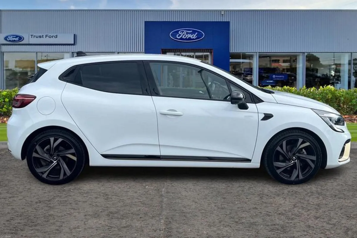 Renault Clio Engineered - Image 3