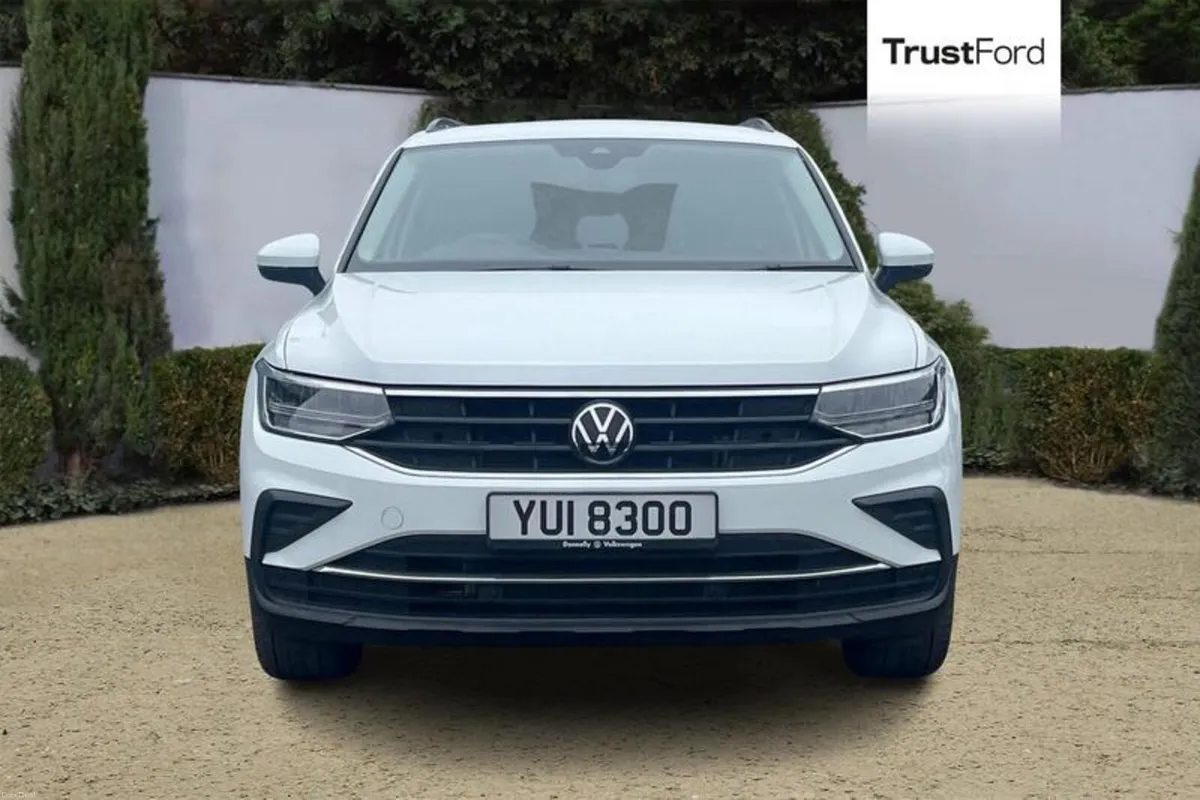 Volkswagen Tiguan 2.0 TDI Life 5dr - Image 6