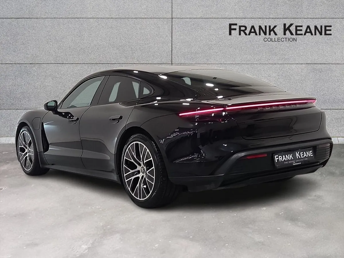Porsche Taycan Taycan - Image 4