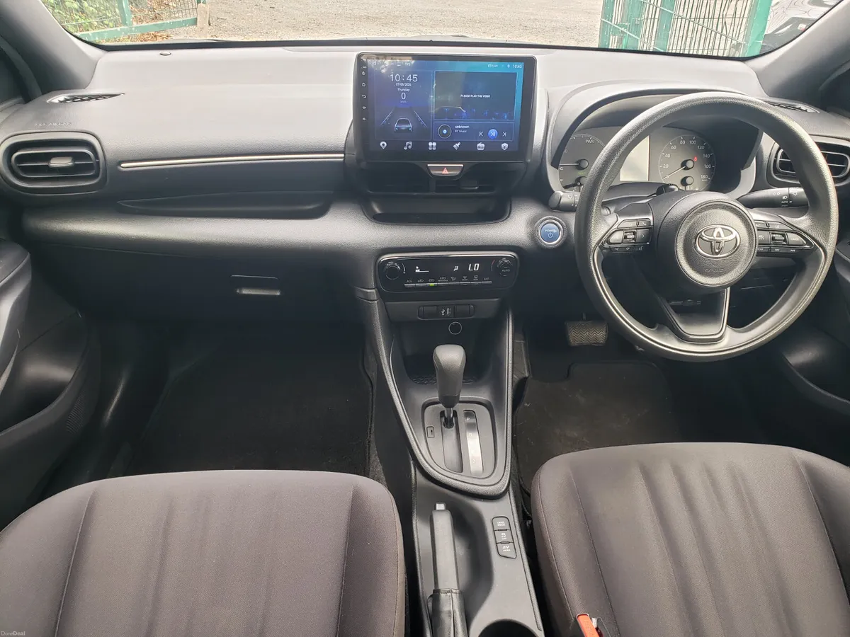 Toyota Yaris 2021 - Image 5