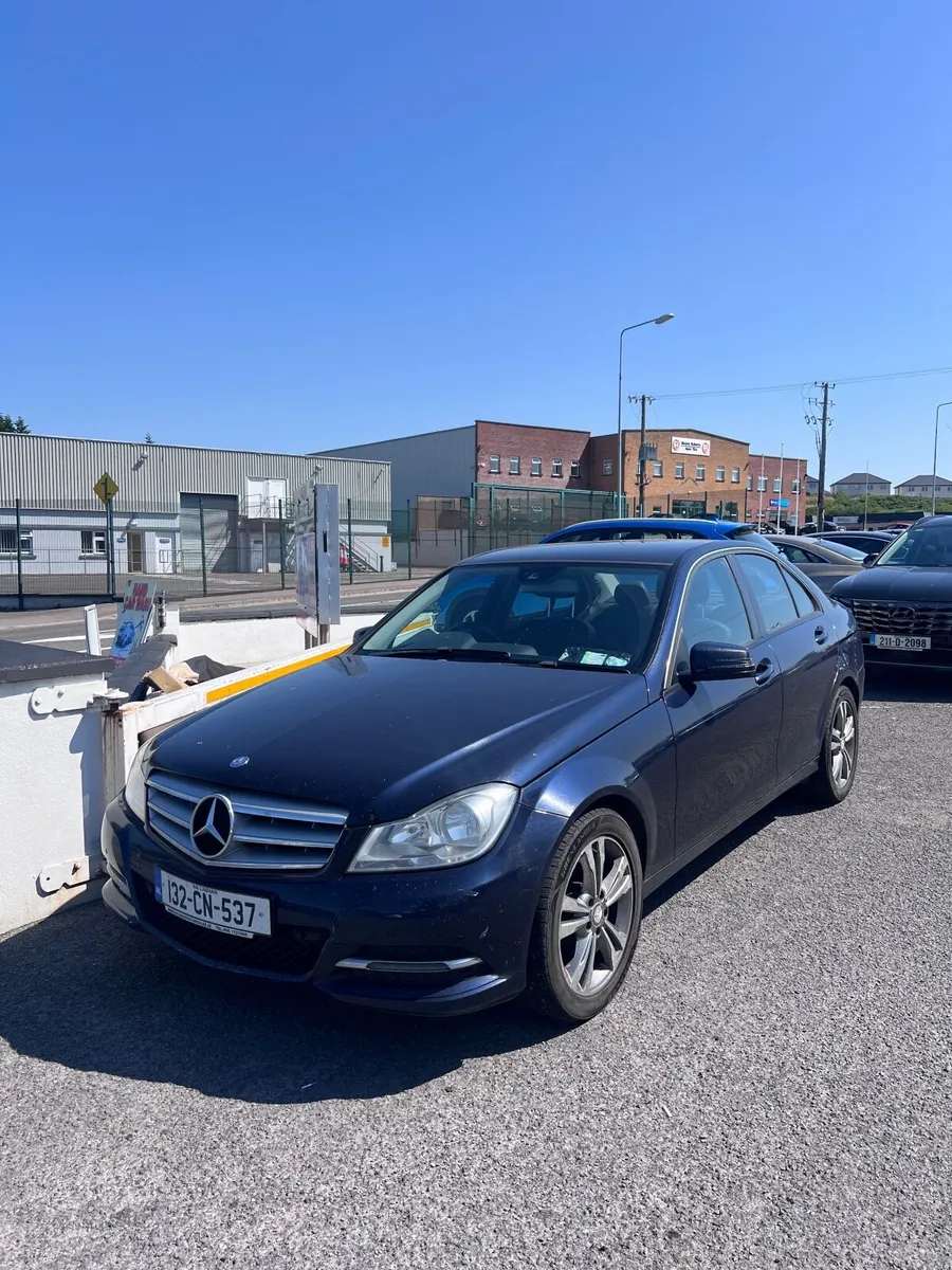 C-Class 2013 Automatic - Image 4