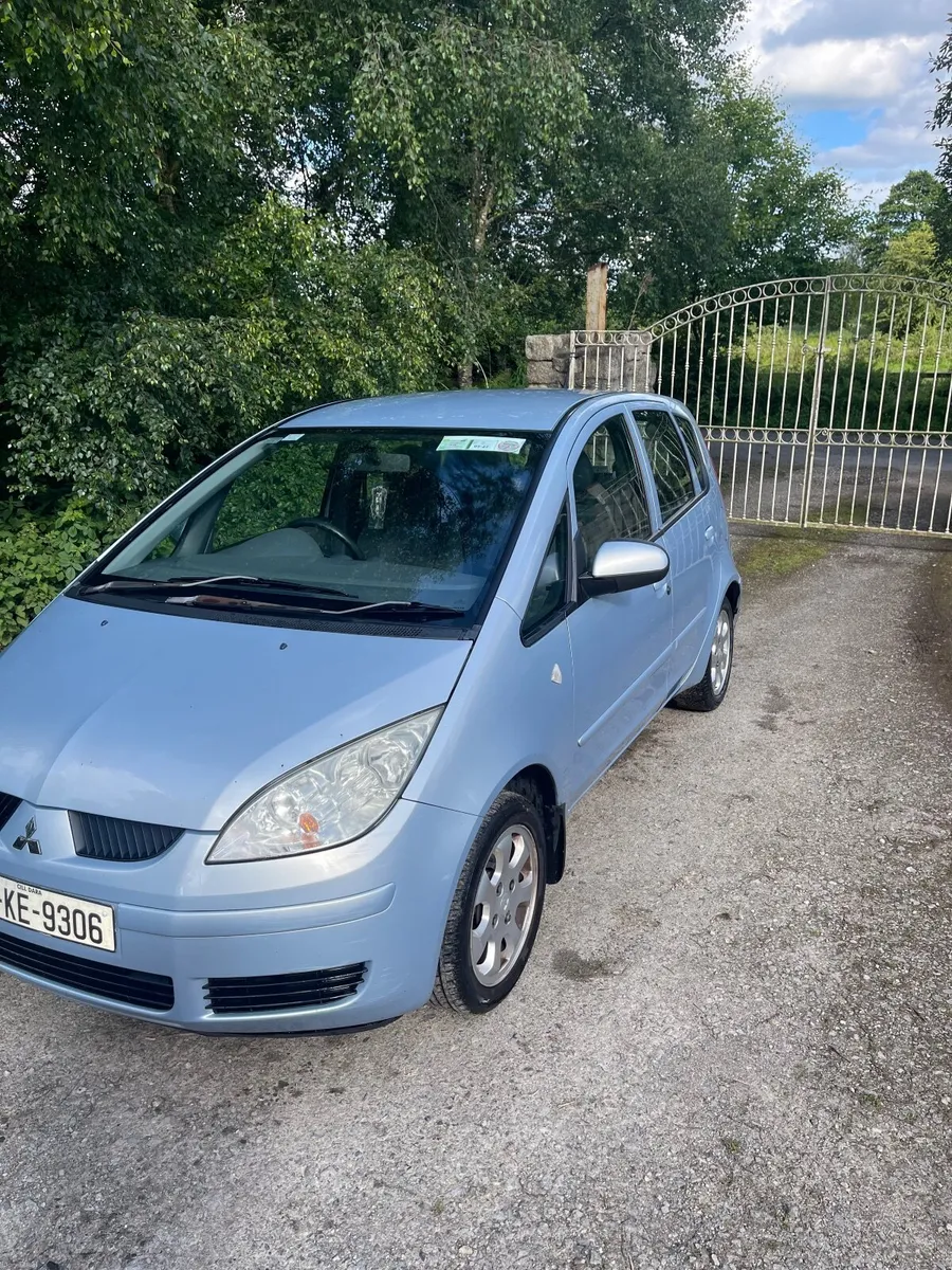 Mitsubishi Colt 2005 - Image 2