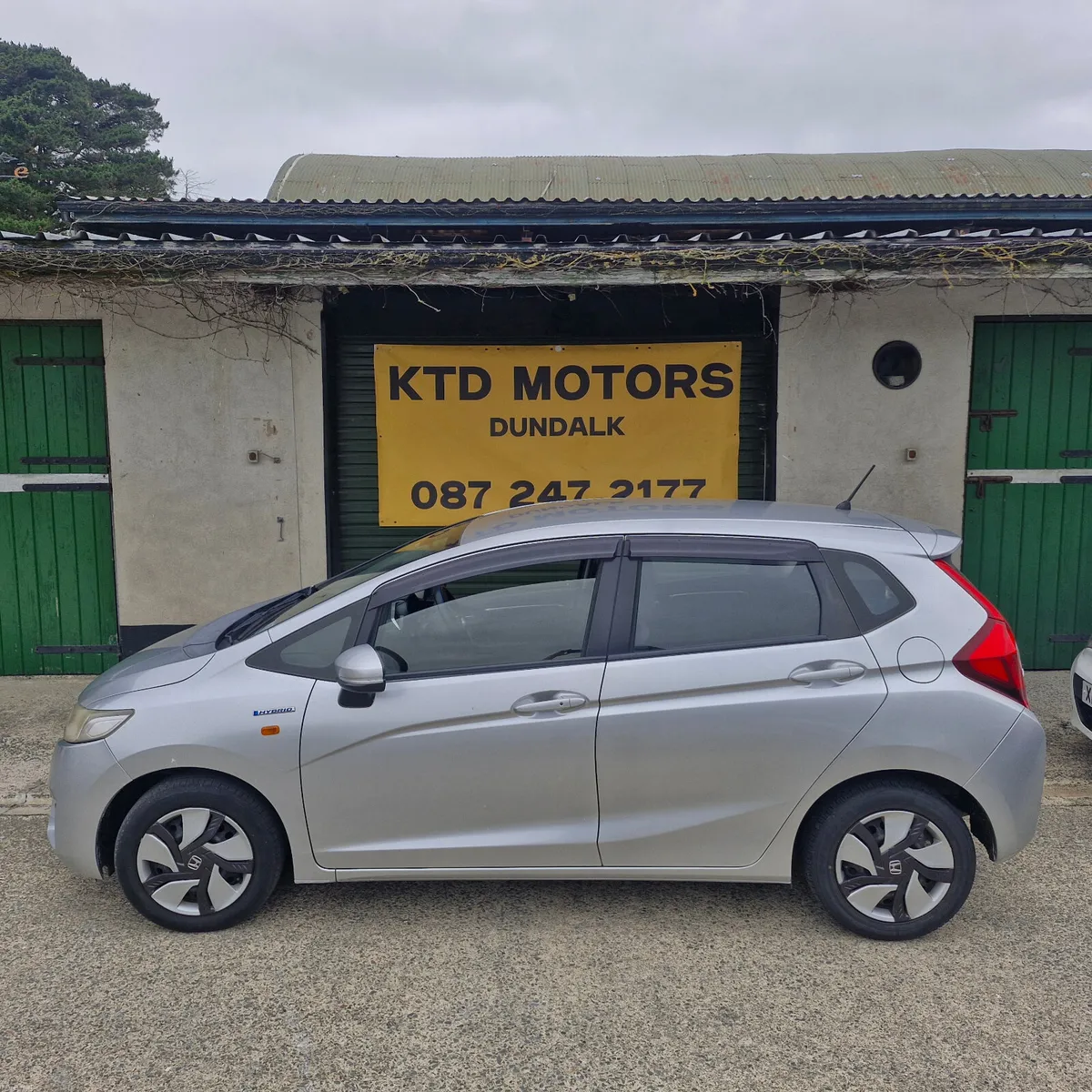 Honda Fit 2015 - Image 2