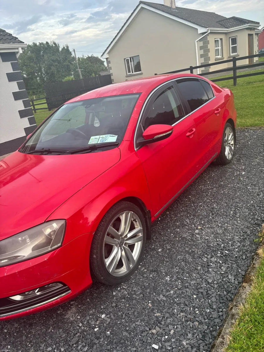 2011 1.6L Highline Passat - Image 3