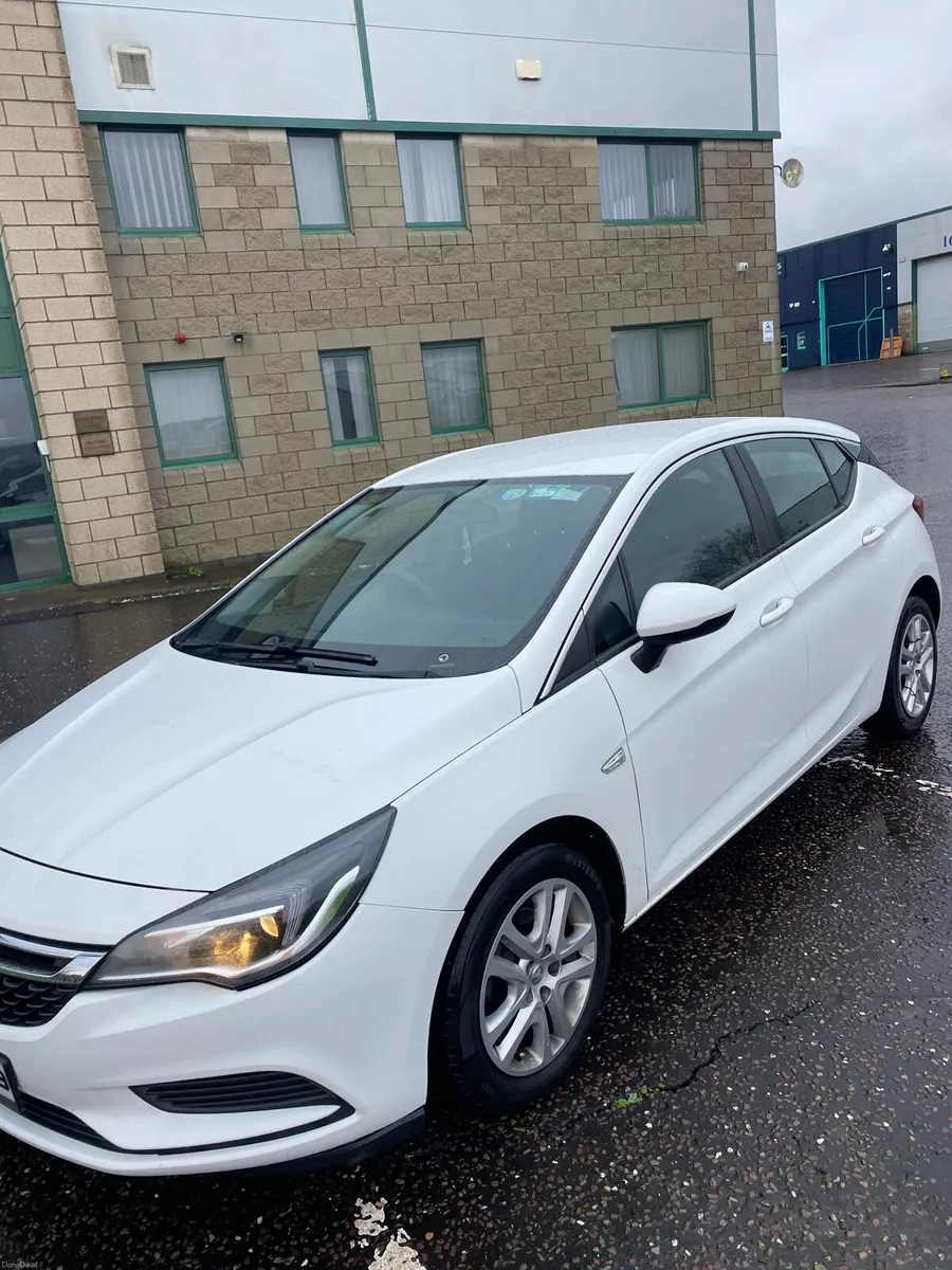 Vauxhall Astra - Image 3