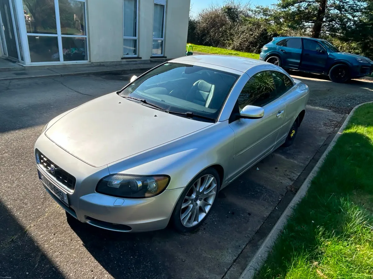 2007 Volvo C70 - Image 2