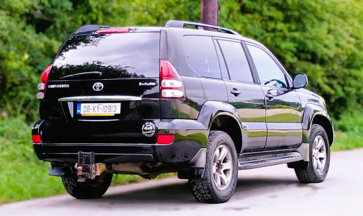 Toyota Land Cruiser Invincible 2008 - Image 3