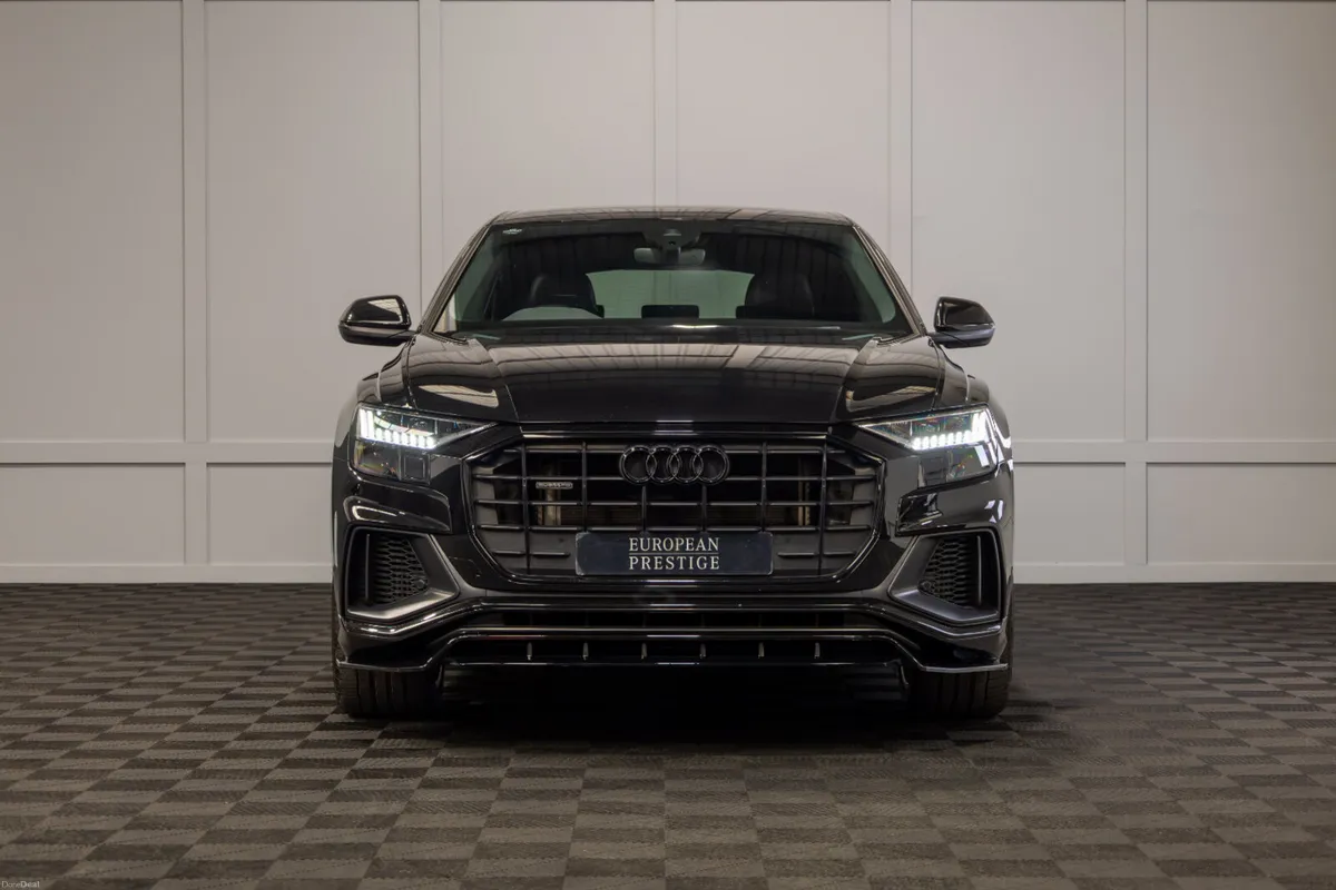 2022 Audi Q8 55 TFSIe S-Line Black Edition - Image 2
