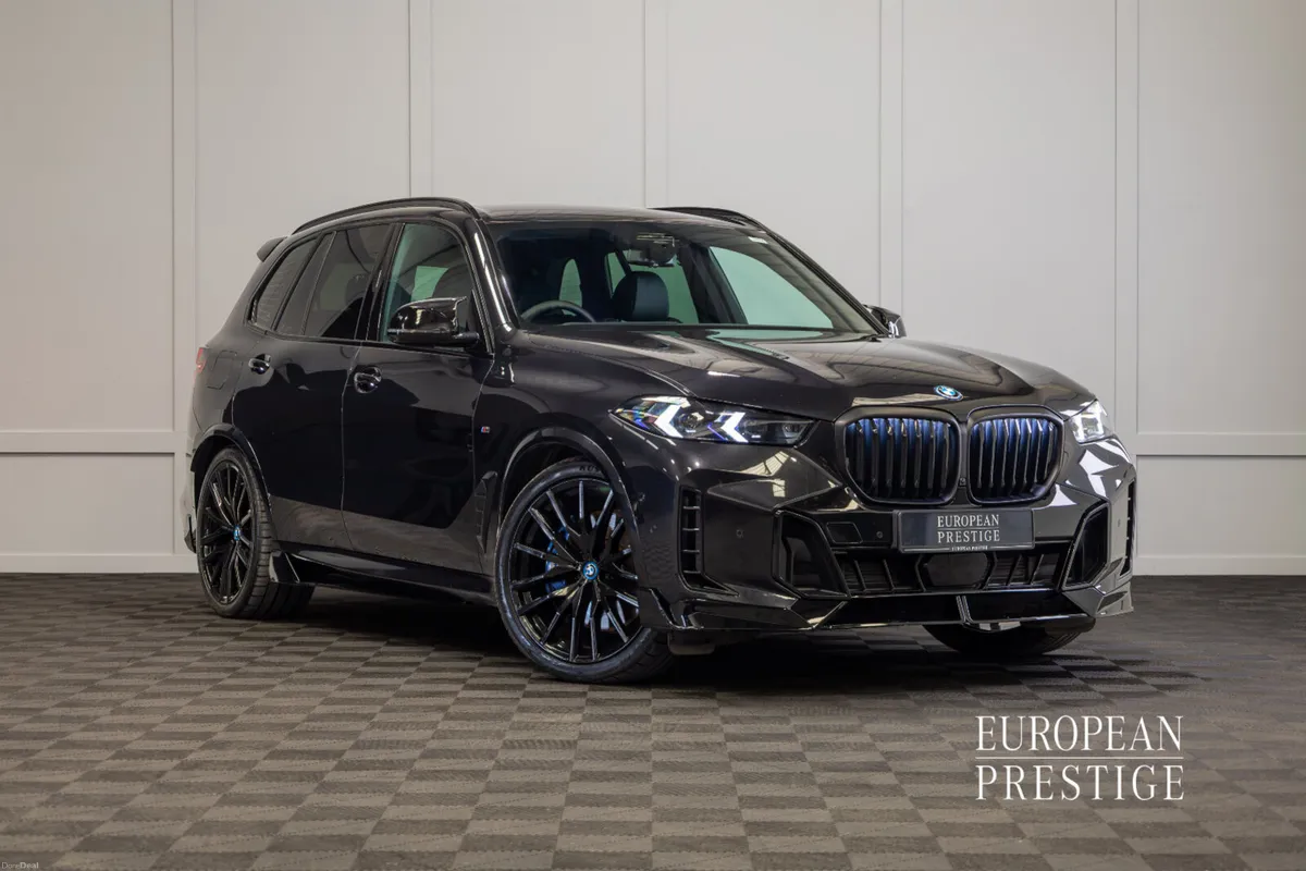 2025 BMW X5 X-Drive 50e M-Sport - Image 1