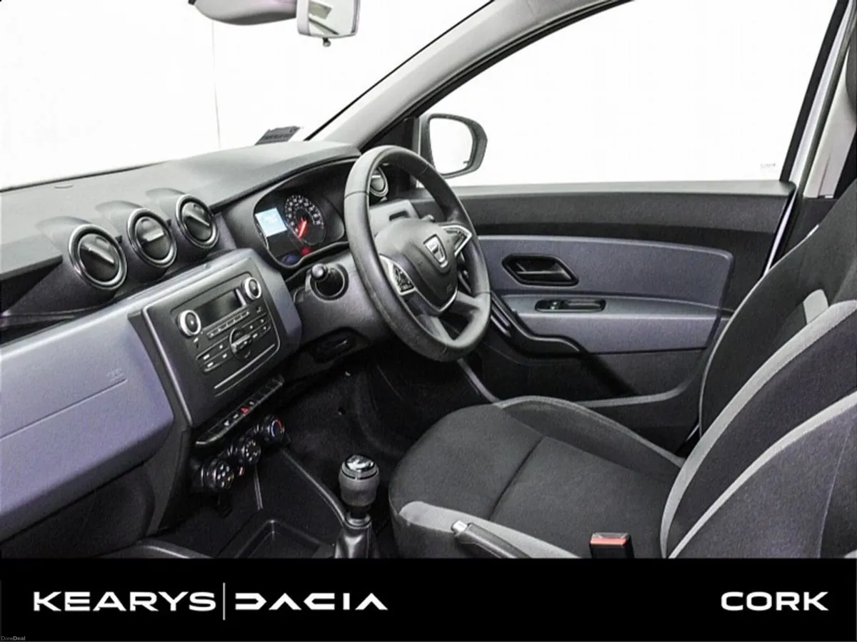 Dacia Duster Essential Blue dCi 115 4DR - Image 5