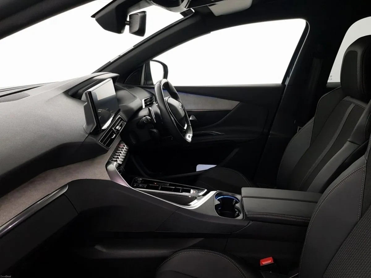 Peugeot 3008 1.2 Hybrid 136bhp E-DCS6 GT - Image 4