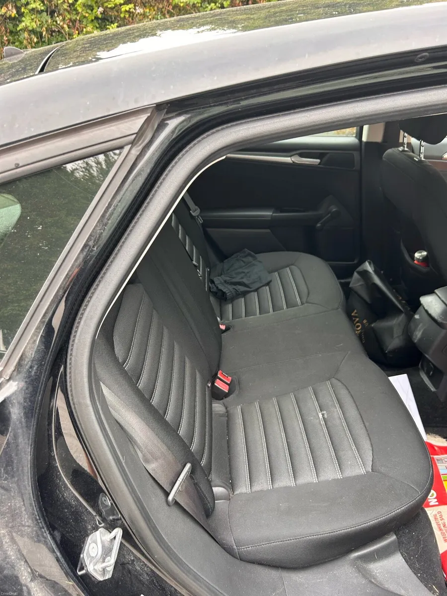 Car - Image 6
