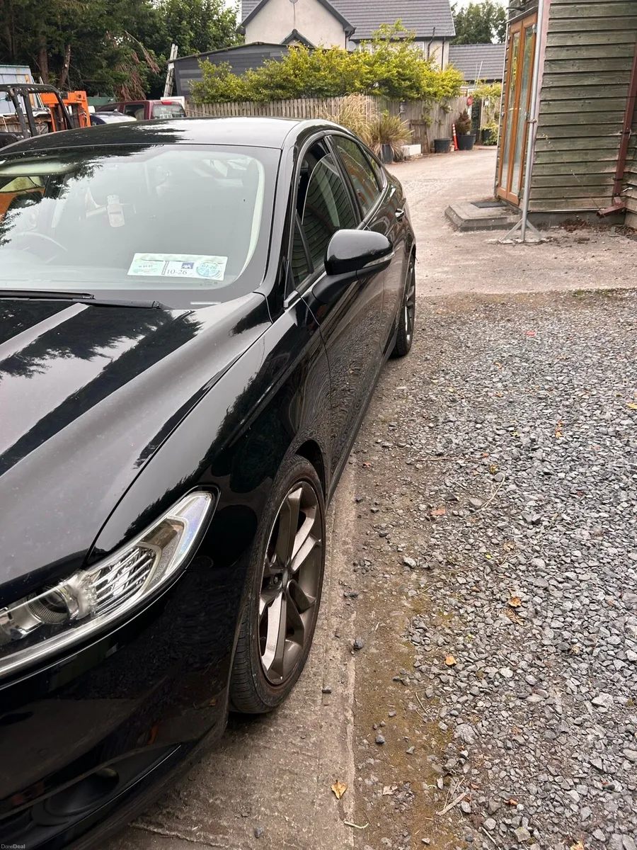 Car - Image 2