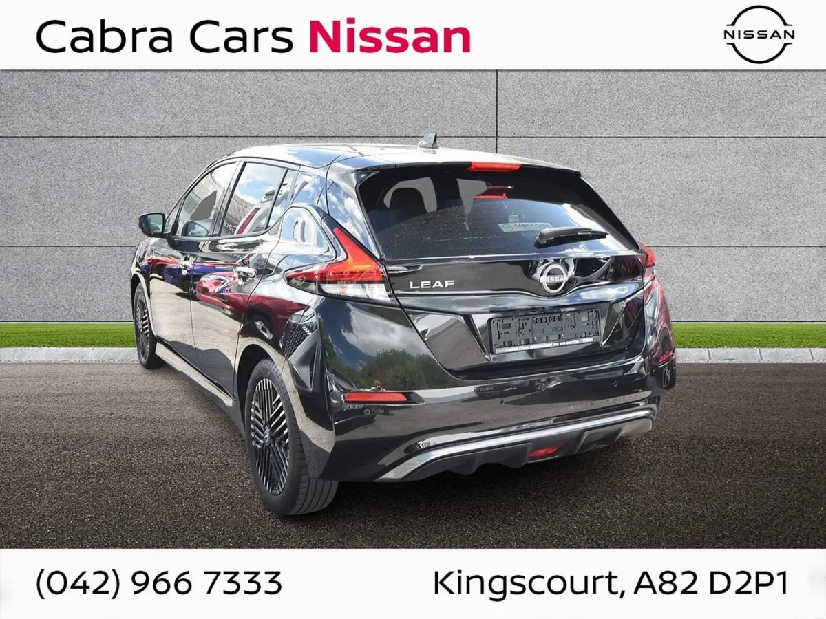 Nissan Leaf 40kWh Tekna Top Spec - Image 4
