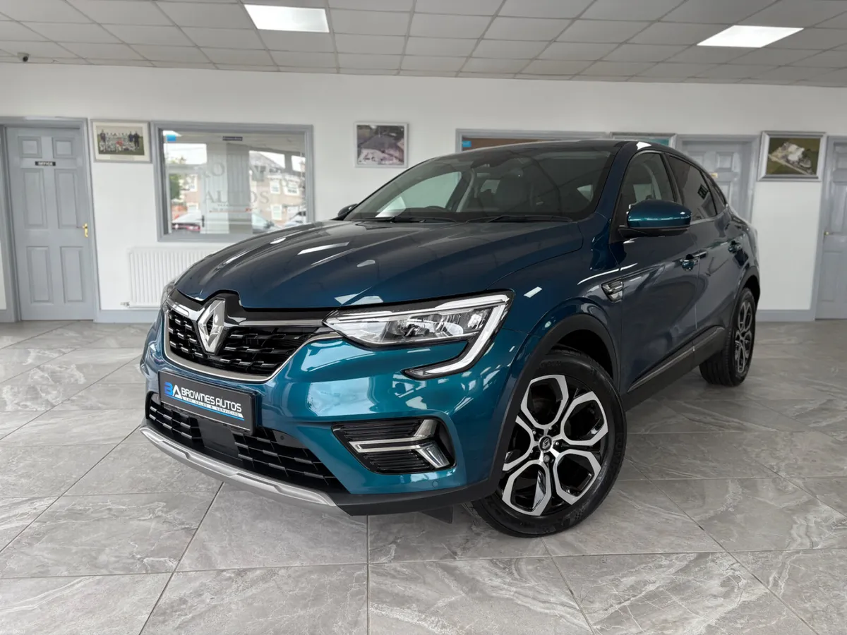 231 Renault Arkana Techno E-Tech Hybrid Automatic - Image 2
