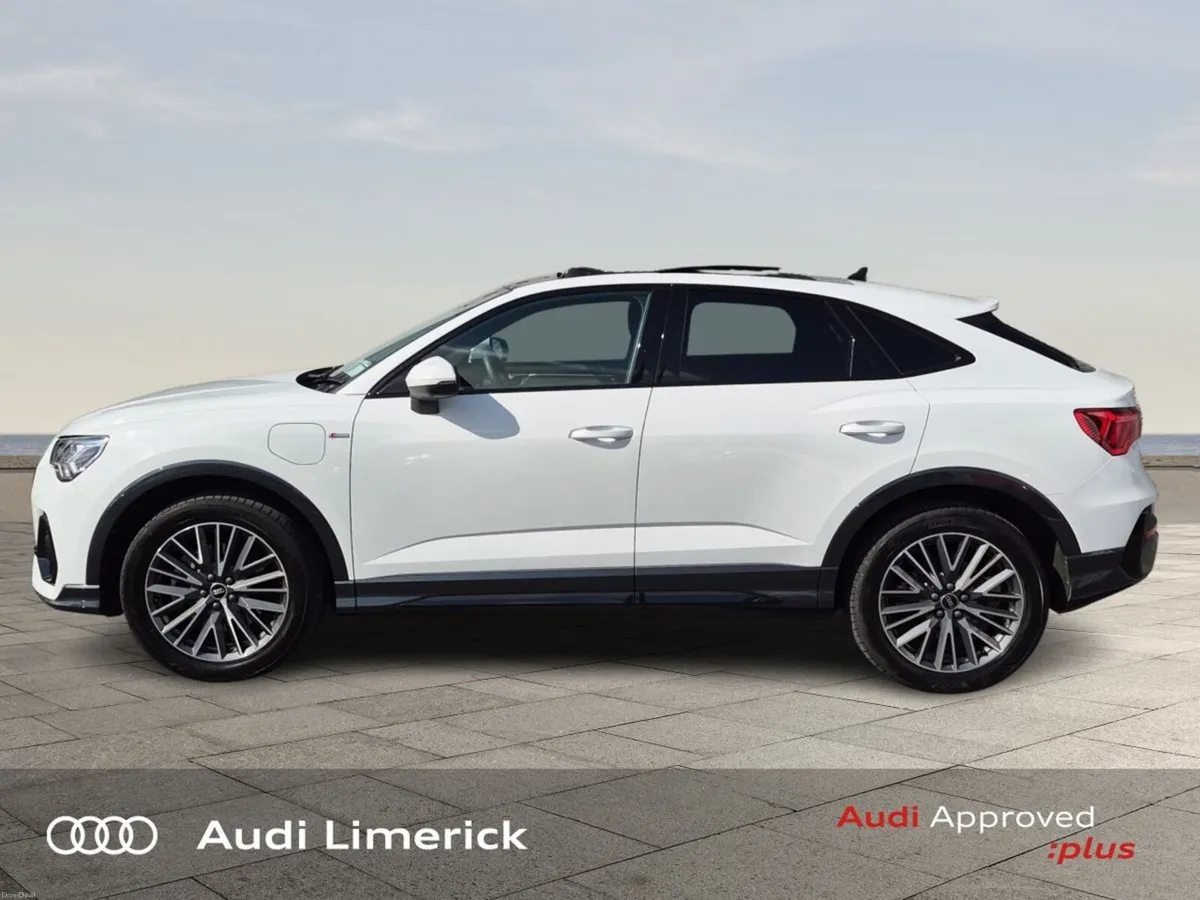 Audi Q3 *SOLD* SB TFSI E S LINE SUNROOF *HUGE SPEC - Image 4