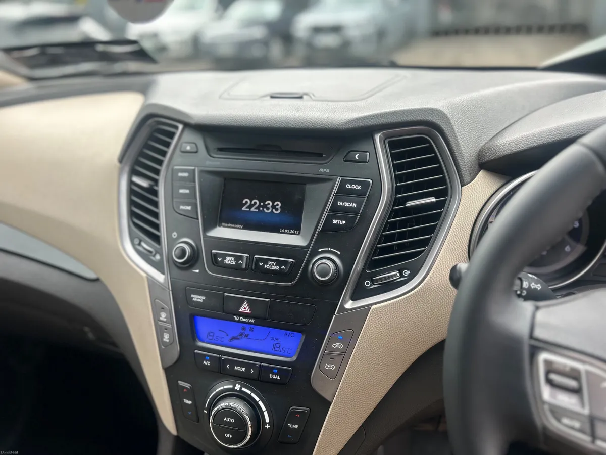 Hyundai Santa Fe executive 2.2 - Image 5