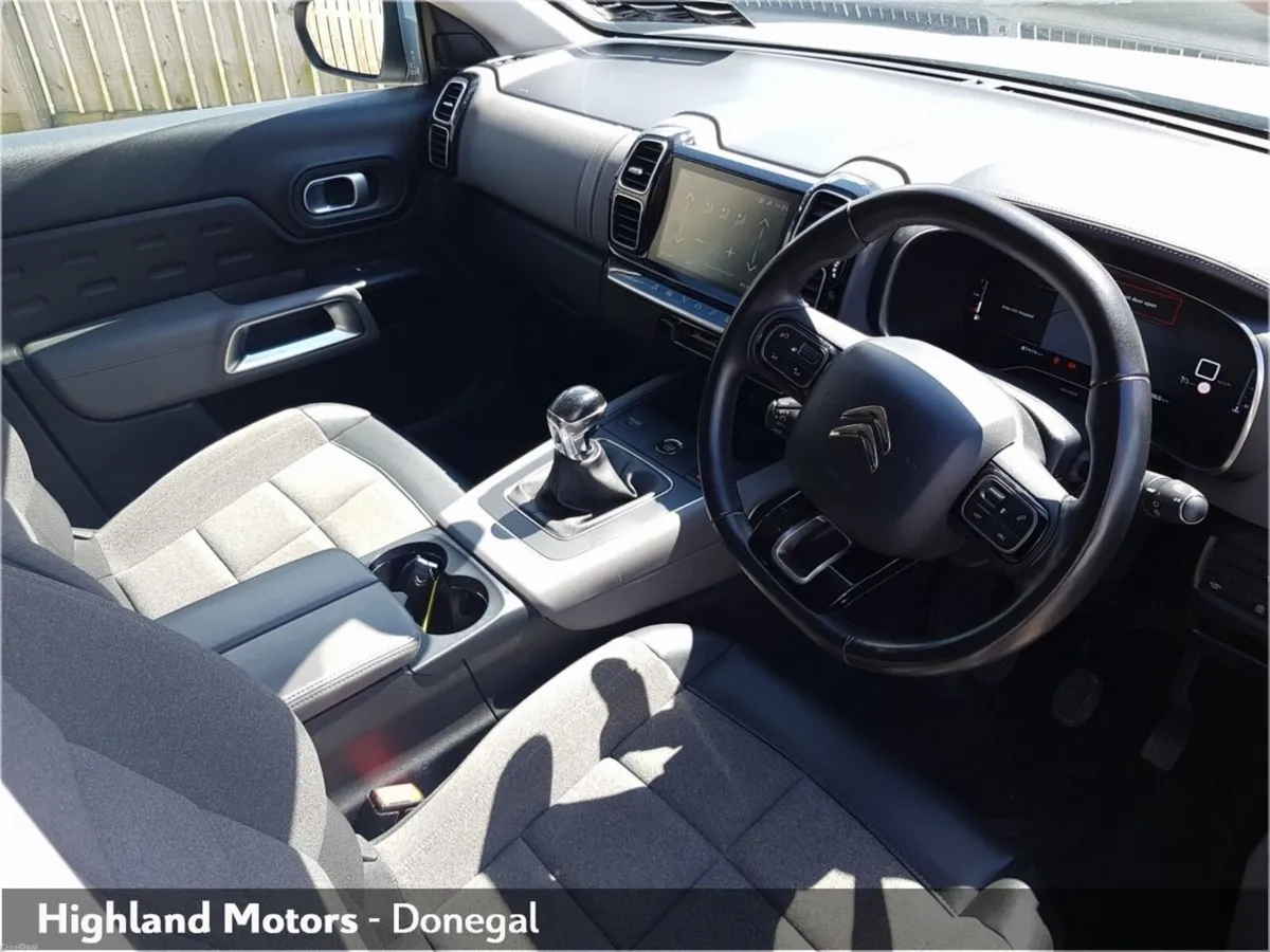 Citroen C5 Aircross FEEL Blue HDI 130 S&S 6MT - Image 6