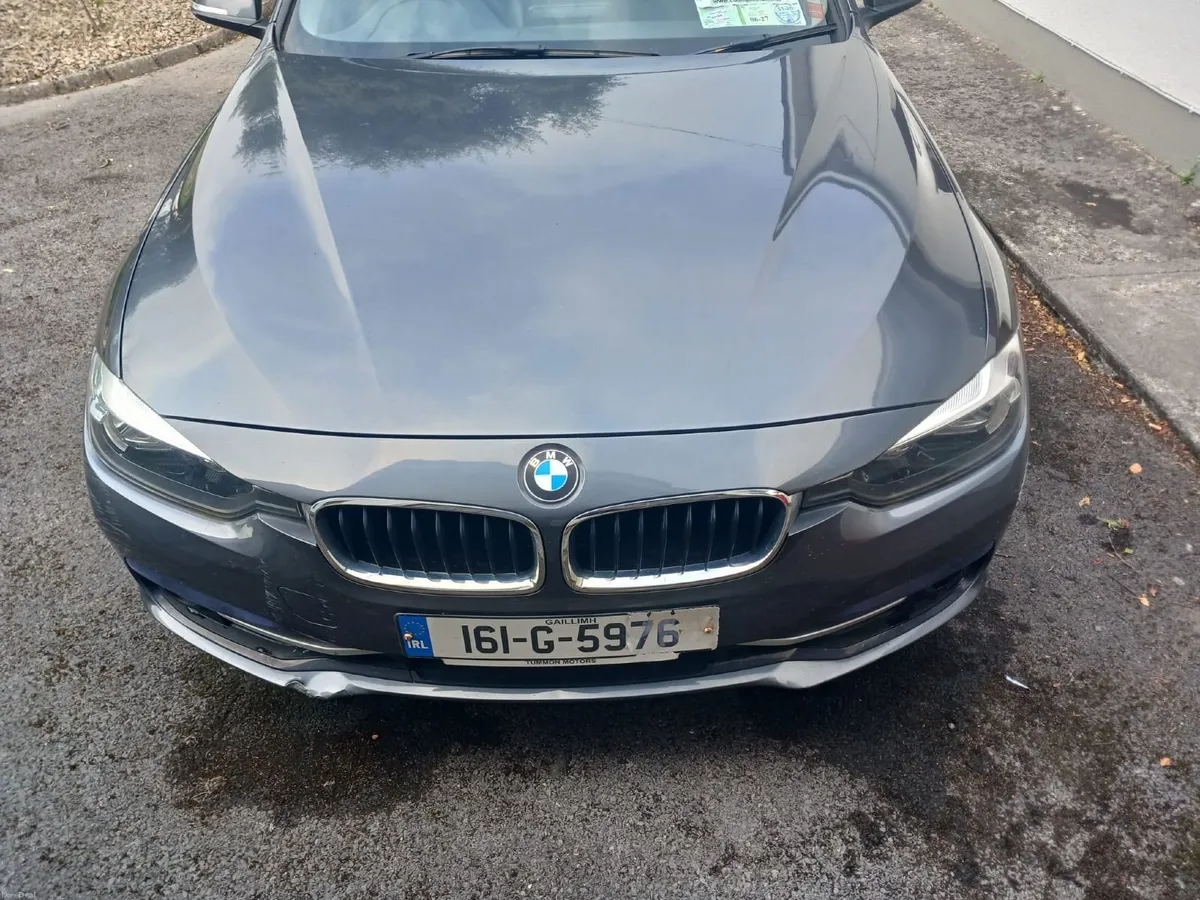 BMW 3-Series 2016 - Image 2