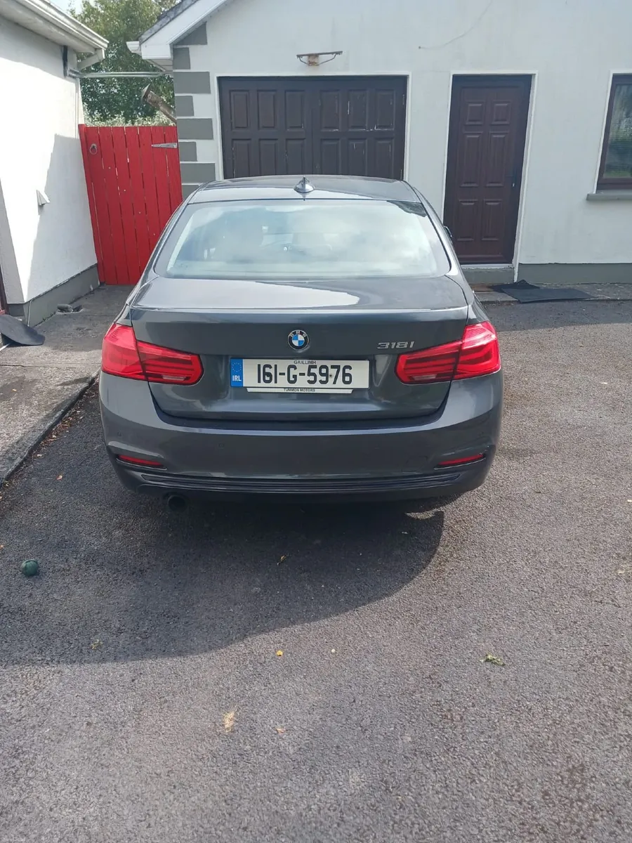 BMW 3-Series 2016 - Image 3