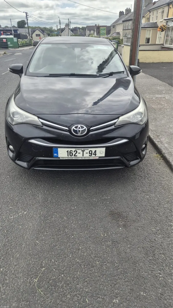 2 Toyota avensis 2016 - Image 1