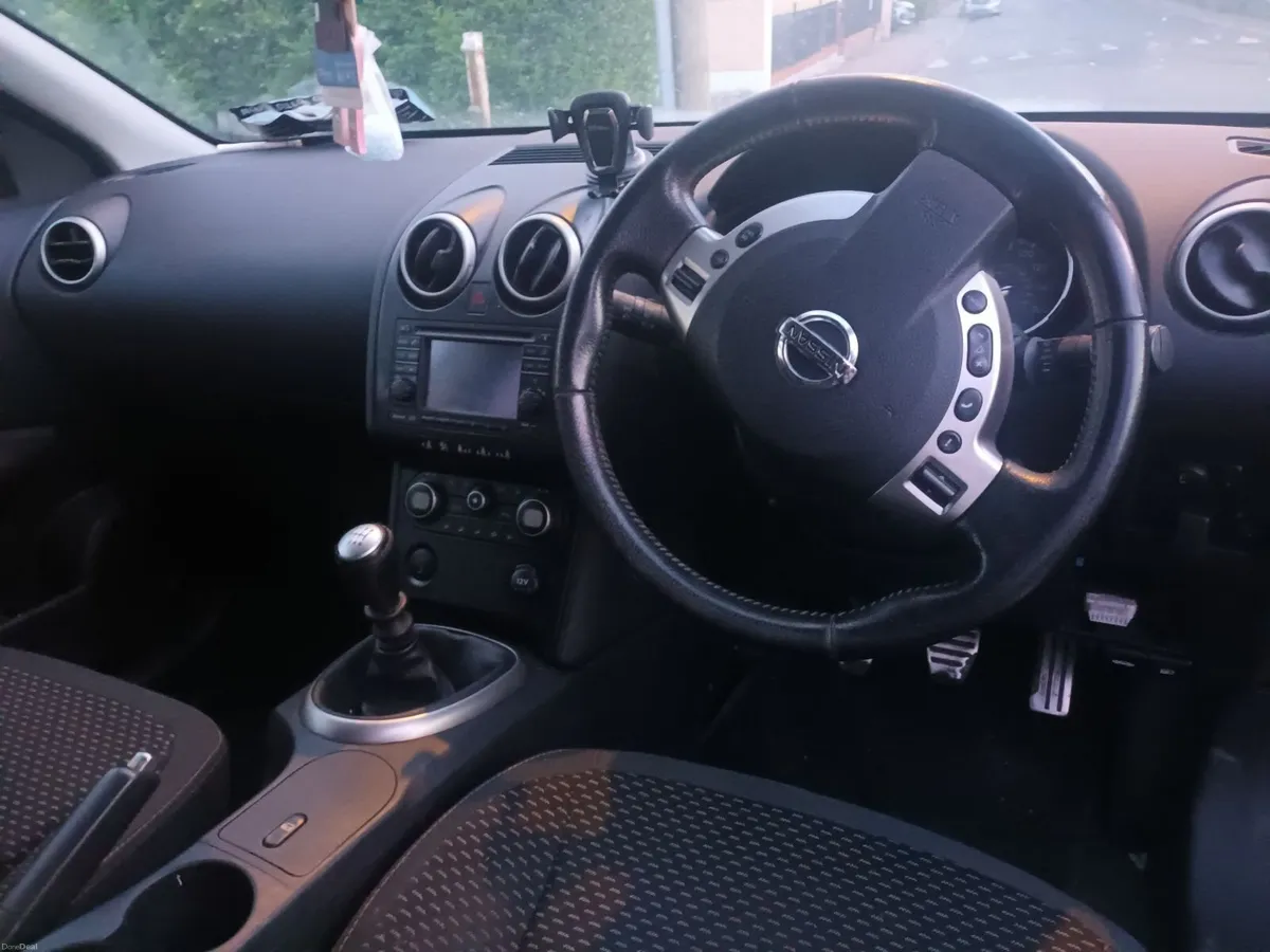 Nissan Qashqai 2009 - Image 1