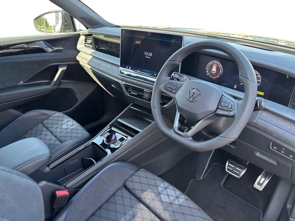 Volkswagen Tayron R-LINE 75 2.0TDI DSG - Image 6
