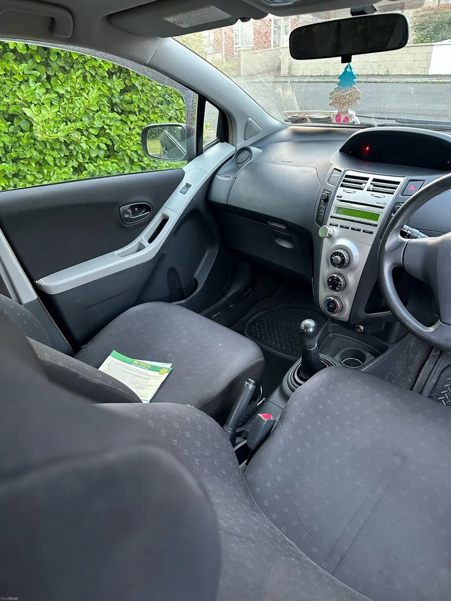 Yaris 2006 - Image 4