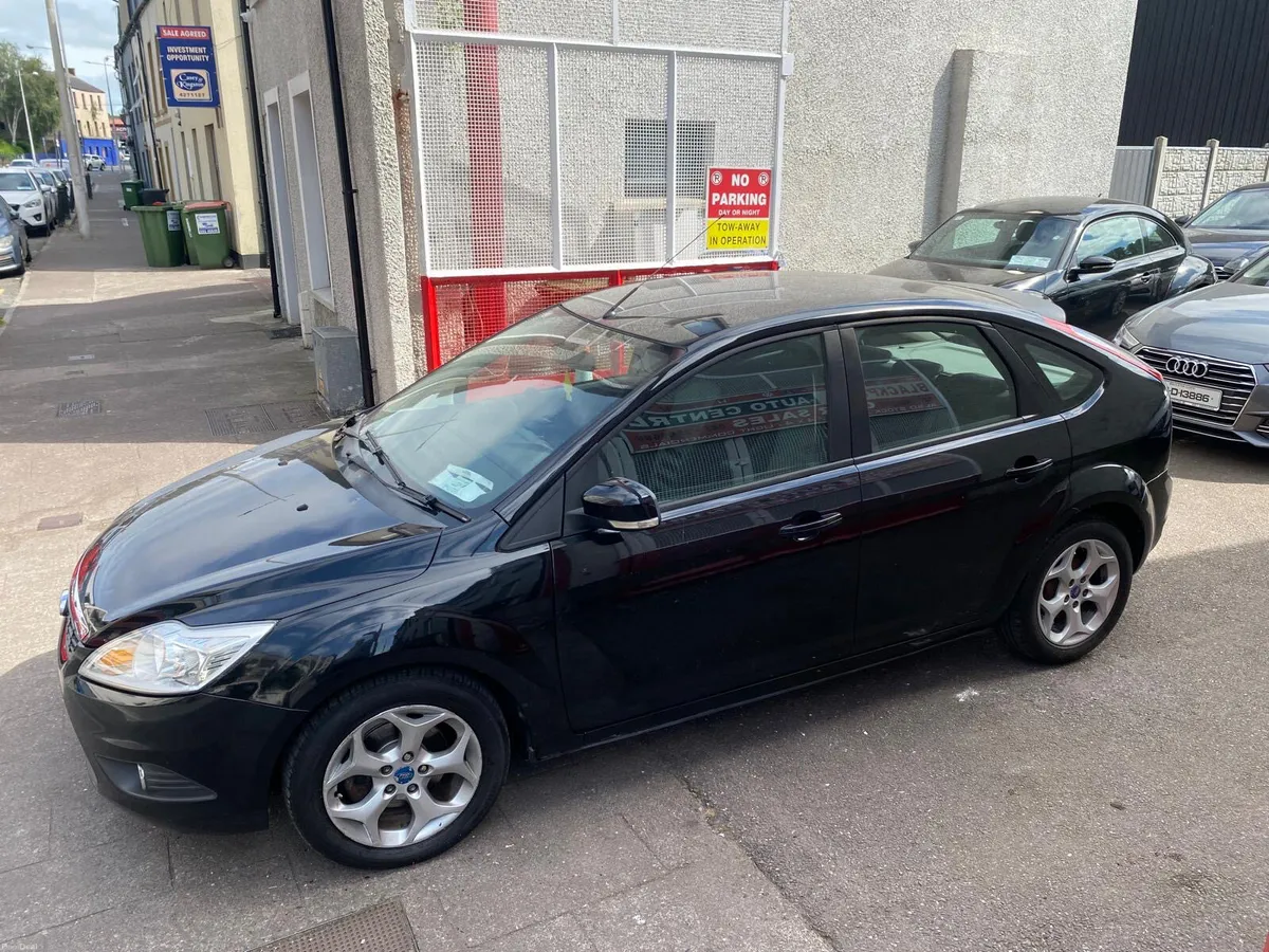 Ford Focus 2010 - Image 3