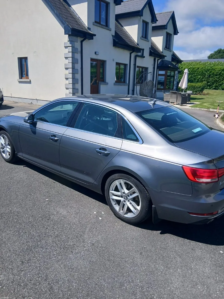 Audi A4 2017 - Image 4