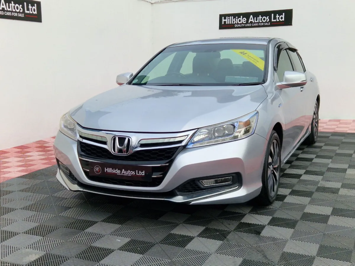 Honda Accord EXCLUSIVE  PETROL HYBRID 2.0 AUTOMATI - Image 2
