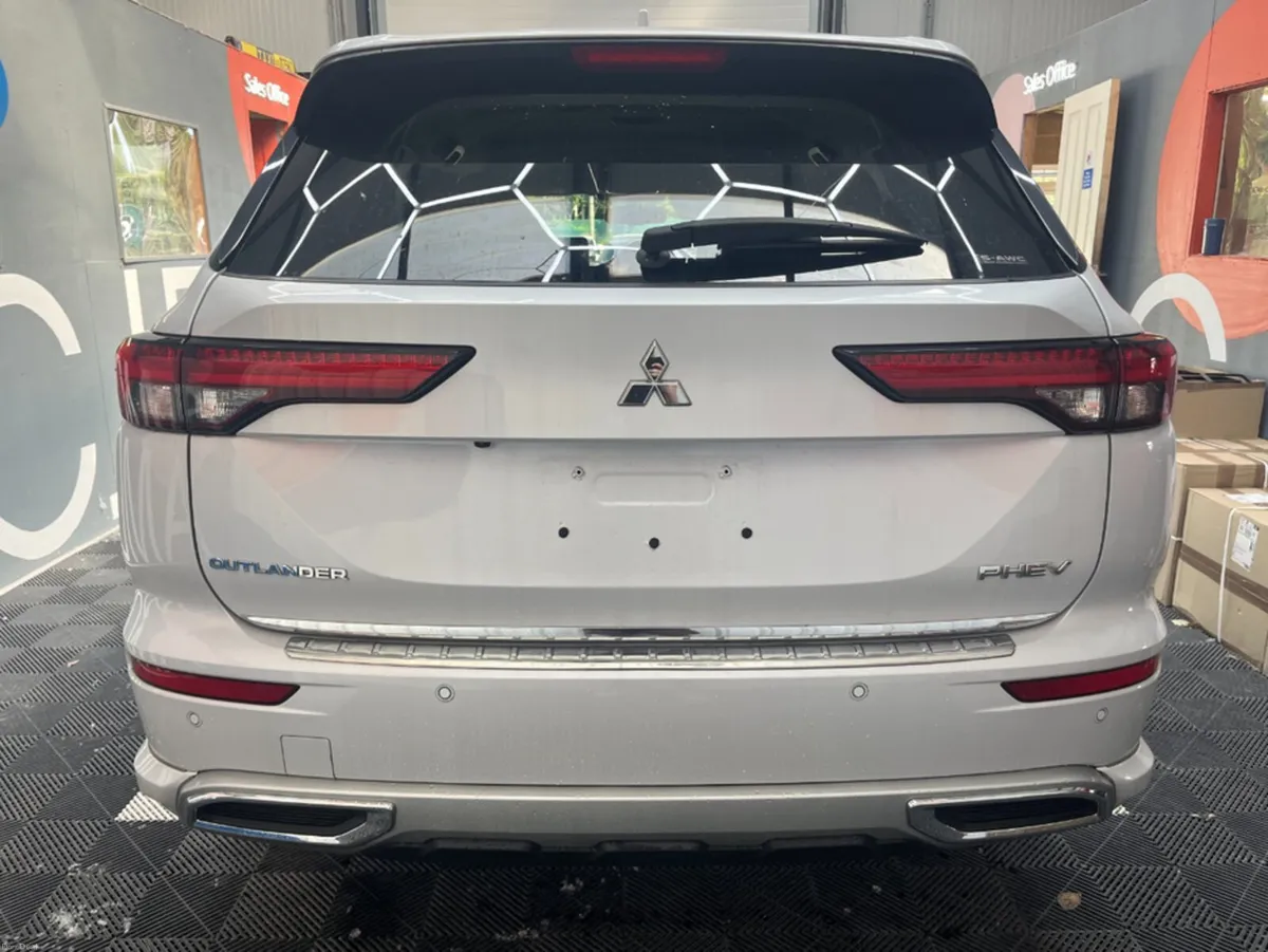 Mitsubishi Outlander 2022 MITSUBISHI OUTLANDER PHE - Image 3