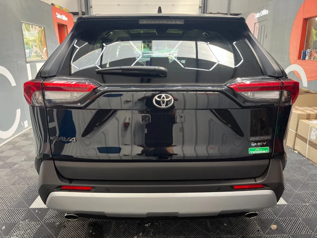 Toyota RAV4 2025 TOYOTA RAV4 HYBRID ADVENTURE 2.5 - Image 3