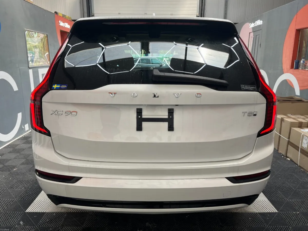 Volvo XC90 2025 VOLVO XC90 T8 PLUG-IN 2.0 AUTOMATI - Image 3