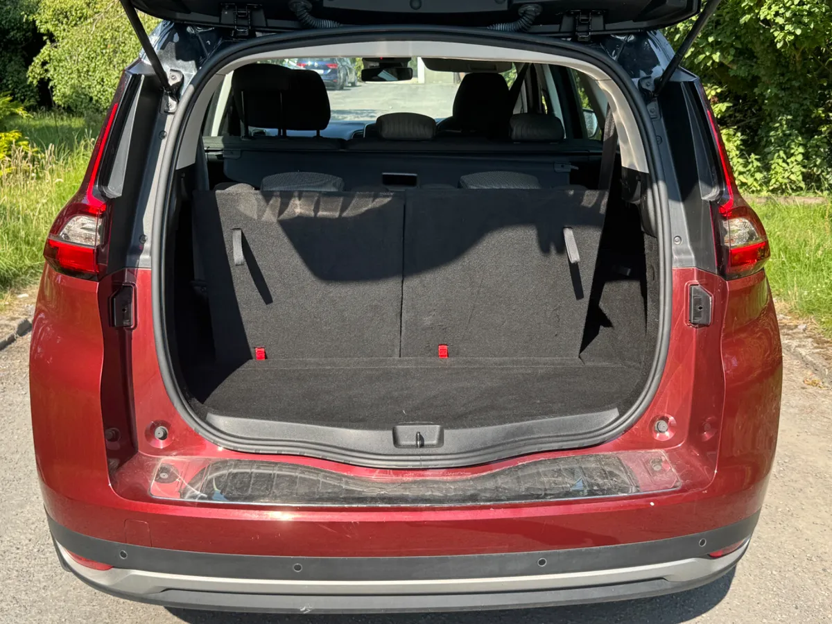 19 Renault Grand Scenic DCI .. 7 seats low KMS - Image 5