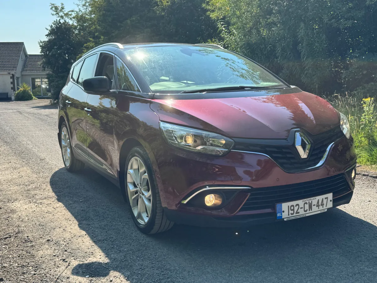 19 Renault Grand Scenic DCI .. 7 seats low KMS - Image 1