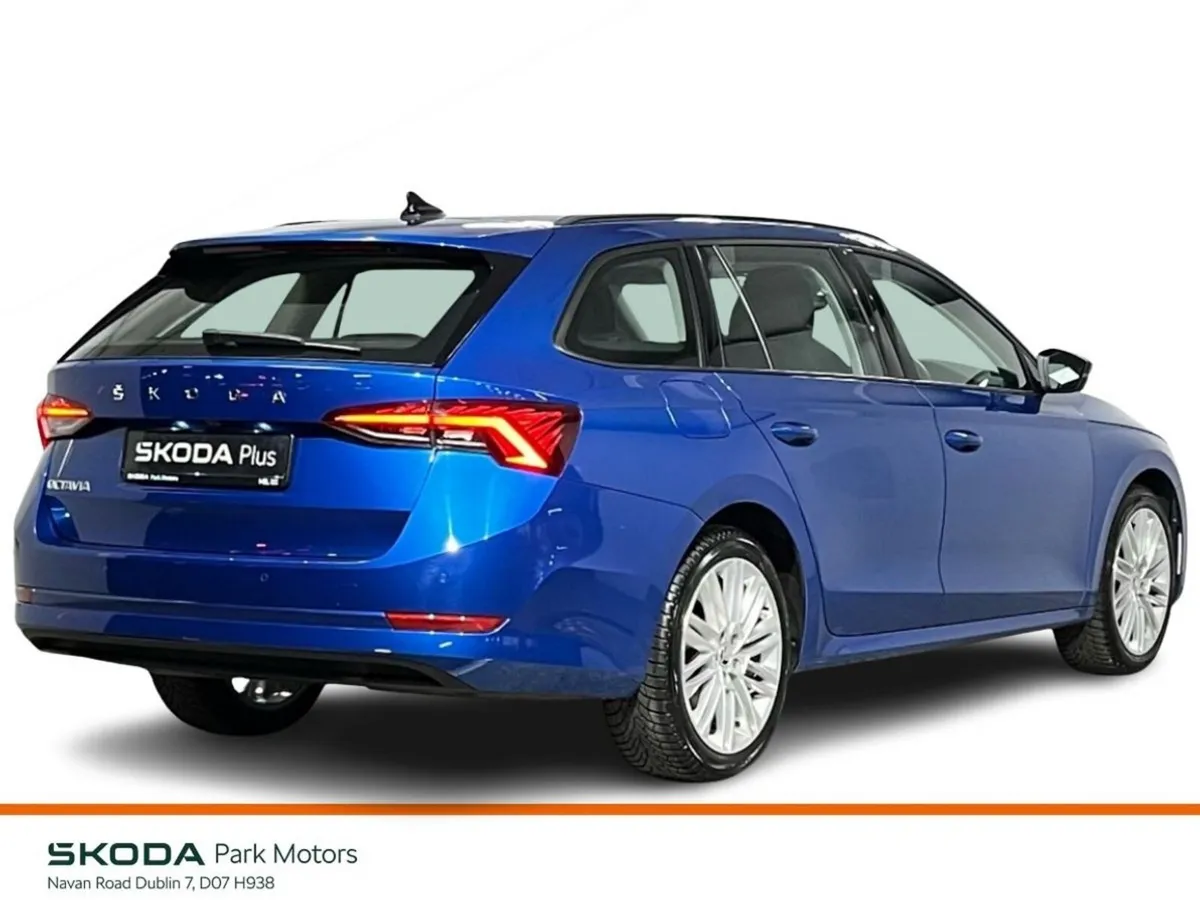 Skoda Octavia Ambition 1.0TSI 110BHP - Reversing C - Image 3
