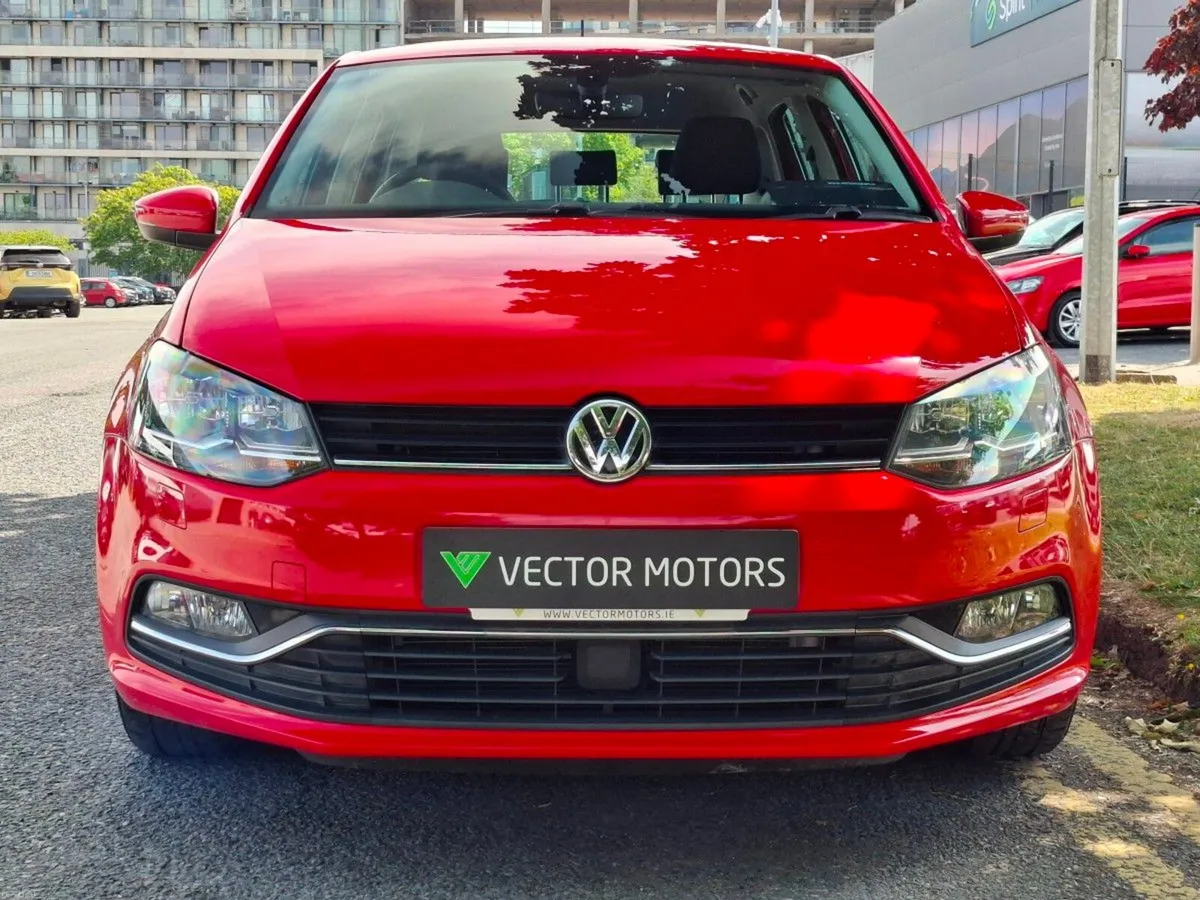 Volkswagen Polo COMFORTLINE 1.2 PETROL AUTO 5DR NE - Image 4