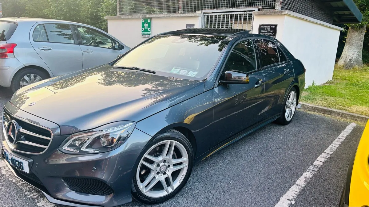 Car - Image 3