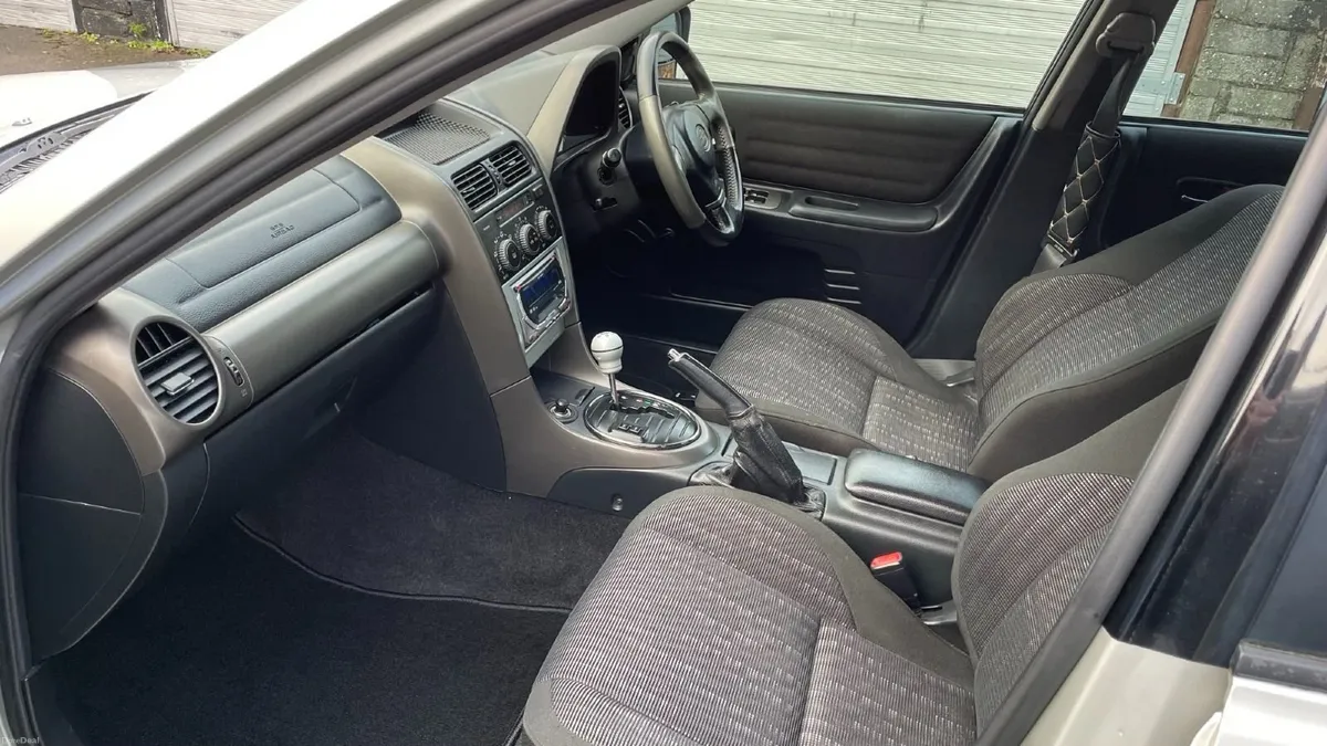 Toyota Altezza AS200 (GXE10) - Image 6