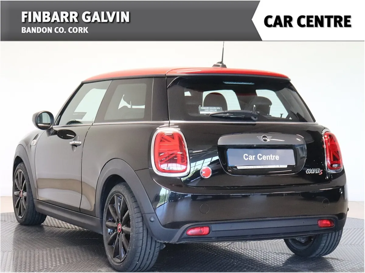 Mini  Cooper Classic Auto - Image 2