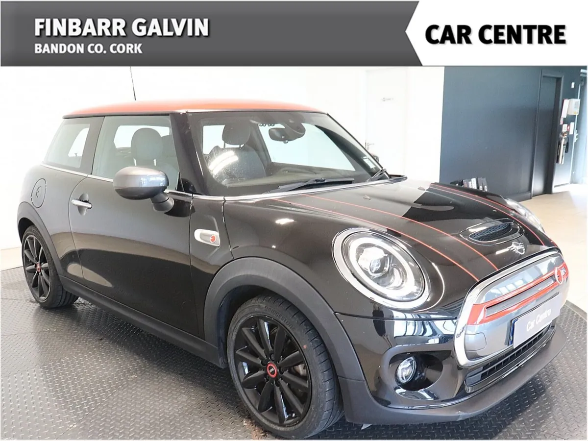 Mini  Cooper Classic Auto - Image 1
