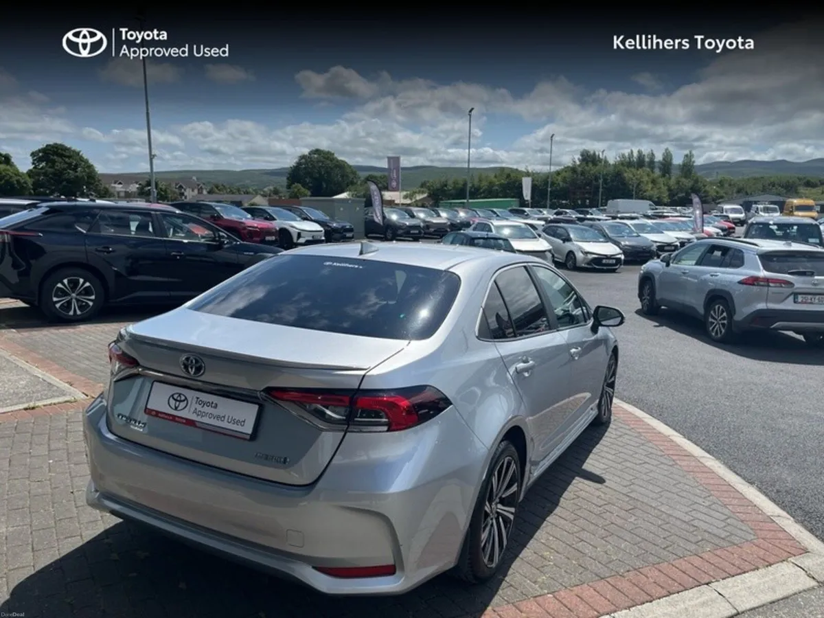 Toyota Corolla HYBRID LUNA SP SPORT 4DR - Image 2