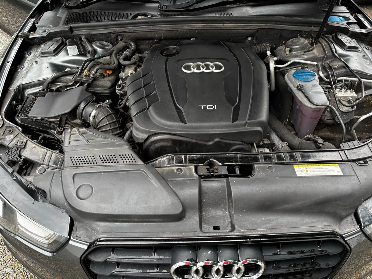 Audi A5 Black edition S Line - Image 3