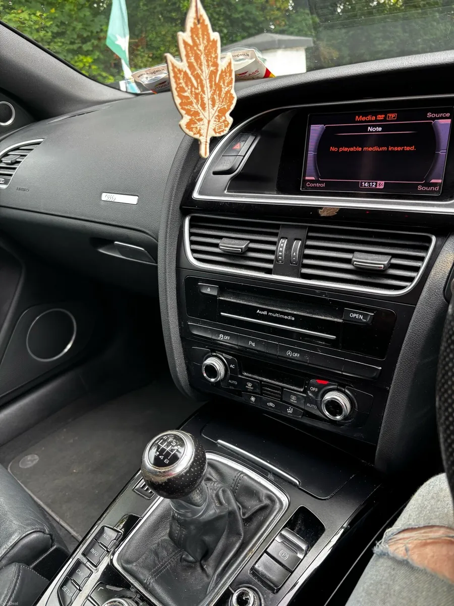 Audi A5 Black edition S Line - Image 5