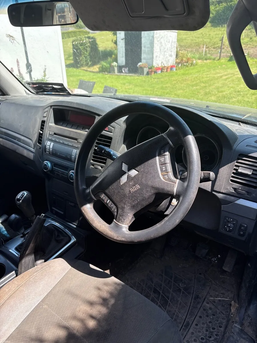Mitsubishi Pajero 2007 - Image 4