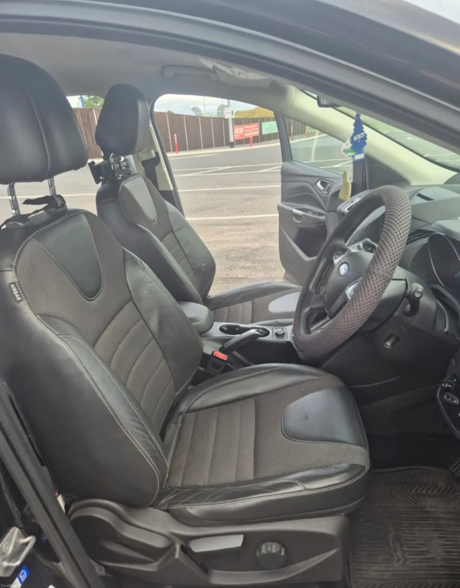Ford Kuga - Image 6